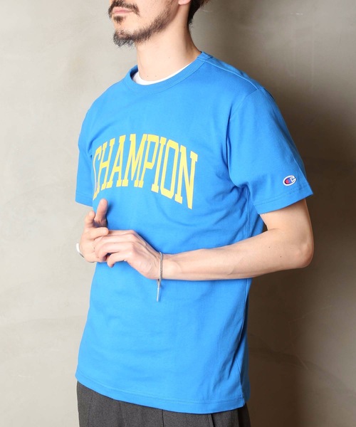Champion(チャンピオン)の「【CHAMPION/チャンピオン】アーチデザイン ワンポイントブランドロゴ リラクシングシルエット ユニセックスサイジング 半袖Tシャツ C3-R321(Tシャツ/カットソー・メンズ・ネイビー/レッド/ホワイト/杢グレー/ブルー・X-LARGE/MEDIUM/LARGE)」の5枚目の写真