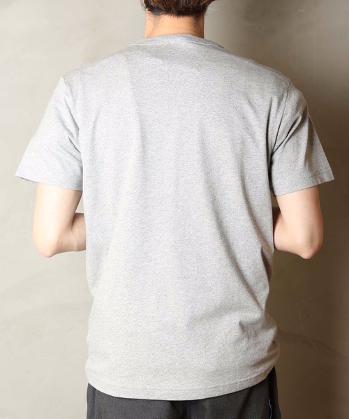 Champion(チャンピオン)の「【CHAMPION/チャンピオン】アーチデザイン ワンポイントブランドロゴ リラクシングシルエット ユニセックスサイジング 半袖Tシャツ C3-R321(Tシャツ/カットソー・メンズ・ネイビー/レッド/ホワイト/杢グレー/ブルー・X-LARGE/MEDIUM/LARGE)」の9枚目の写真