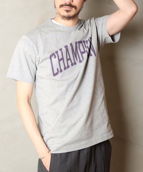 Champion(チャンピオン)の「【CHAMPION/チャンピオン】アーチデザイン ワンポイントブランドロゴ リラクシングシルエット ユニセックスサイジング 半袖Tシャツ C3-R321(Tシャツ/カットソー・メンズ・ネイビー/レッド/ホワイト/杢グレー/ブルー・X-LARGE/MEDIUM/LARGE)」の8枚目の写真
