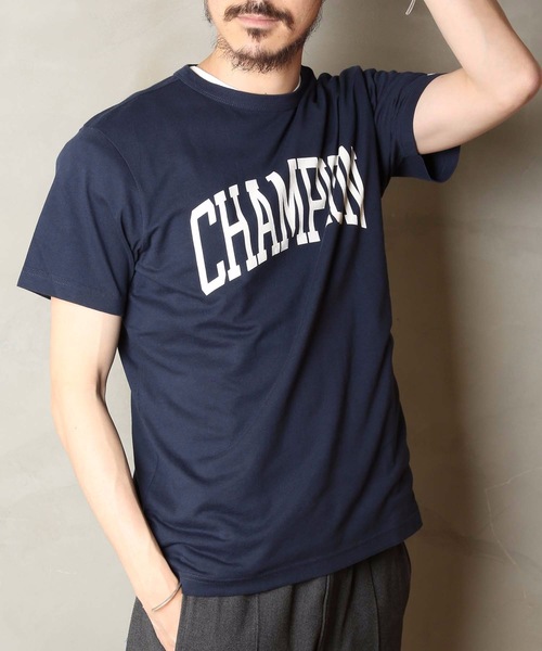 Champion(チャンピオン)の「【CHAMPION/チャンピオン】アーチデザイン ワンポイントブランドロゴ リラクシングシルエット ユニセックスサイジング 半袖Tシャツ C3-R321(Tシャツ/カットソー・メンズ・ネイビー/レッド/ホワイト/杢グレー/ブルー・X-LARGE/MEDIUM/LARGE)」の12枚目の写真