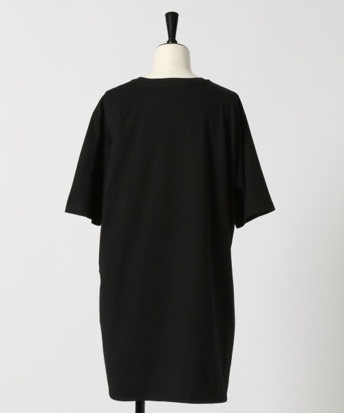 yuw（ユウ）の「【WEB先限定】ヘムロンＴＳＳ　887727（Tシャツ/カットソー・レディース・チャコールグレー/ブラック/ベージュ/オフホワイト・FREE）」の14枚目の写真