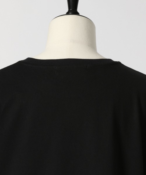 yuw（ユウ）の「【WEB先限定】ヘムロンＴＳＳ　887727（Tシャツ/カットソー・レディース・チャコールグレー/ブラック/ベージュ/オフホワイト・FREE）」の15枚目の写真