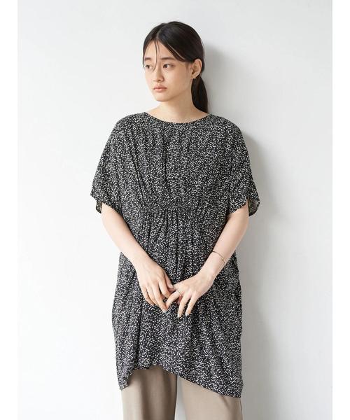 AMERICAN HOLIC(アメリカンホリック)の「2WAYウエストギャザーチュニック *〇(Tシャツ/カットソー・レディース・その他14/ブラック系その他/ドット・FREE)」の2枚目の写真