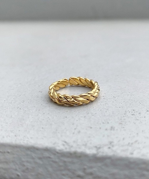 mou（モウ）の「シンプルツイストリング（リング・レディース・シルバー/ゴールド・FREE）」の2枚目の写真