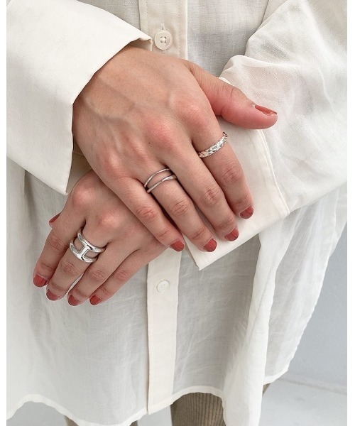 mou（モウ）の「シンプルツイストリング（リング・レディース・シルバー/ゴールド・FREE）」の7枚目の写真