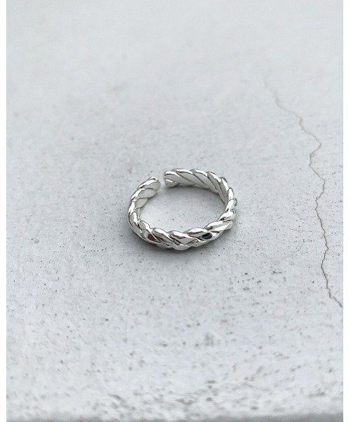 mou（モウ）の「シンプルツイストリング（リング・レディース・シルバー/ゴールド・FREE）」の8枚目の写真