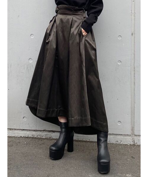 MURUA（ムルーア）の「ワイドベルトボリュームスカート（スカート・レディース・ダークグレー/ベージュ/その他1・FREE）」の2枚目の写真