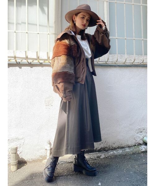 MURUA（ムルーア）の「ワイドベルトボリュームスカート（スカート・レディース・ダークグレー/ベージュ/その他1・FREE）」の11枚目の写真