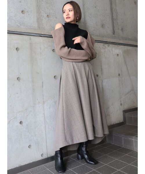 MURUA（ムルーア）の「ワイドベルトボリュームスカート（スカート・レディース・ダークグレー/ベージュ/その他1・FREE）」の13枚目の写真