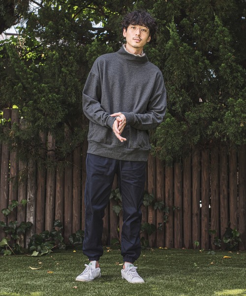 CAMBIO(カンビオ)の「msw805-Turtle Neck Loose Sweat Pullover プルオーバー(スウェット・メンズ・ブラック/ブラウン系その他/チャコール/キナリ・S/M/L)」の6枚目の写真