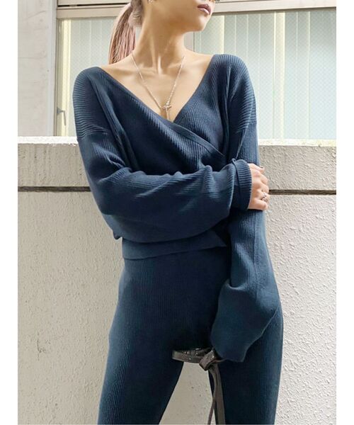 GYDA（ジェイダ）の「2WAYカシュクールリブニットTOPS（ニット/セーター・レディース・ブラック/ベージュ/グリーン・FREE）」の8枚目の写真