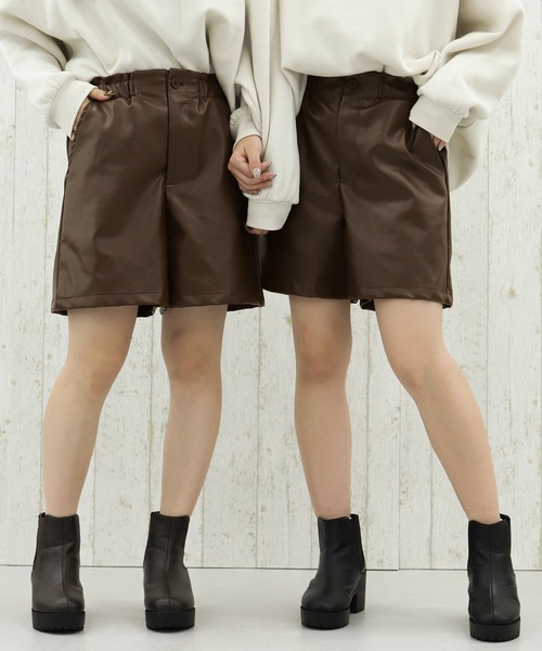 PairPair（ペアペア）の「フェイクレザーショートパンツ（その他パンツ・レディース・ブラック/ブラウン/アイボリー・FREE）」の10枚目の写真