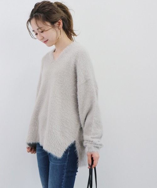 AMERICAN HOLIC（アメリカンホリック）の「Vネックフワフワニットプルオーバー　＊（ニット/セーター・レディース・ライトグレー/オフホワイト/モカ/ミント/チャコールグレー・MEDIUM/LARGE）」の3枚目の写真