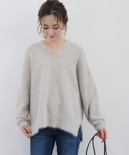 AMERICAN HOLIC（アメリカンホリック）の「Vネックフワフワニットプルオーバー　＊（ニット/セーター・レディース・ライトグレー/オフホワイト/モカ/ミント/チャコールグレー・MEDIUM/LARGE）」の9枚目の写真