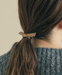 SMELLY（スメリー）の「フェイクレザーミニリボンポニー（ヘアゴム・キッズ）」