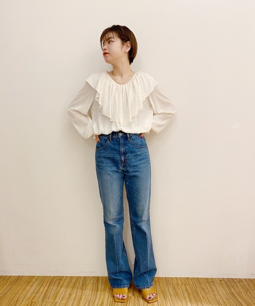 SHENERY（シーナリー）の「ジャガードフリルカラーブラウス（シャツ/ブラウス・レディース・ブラック/オフホワイト・FREE）」の6枚目の写真