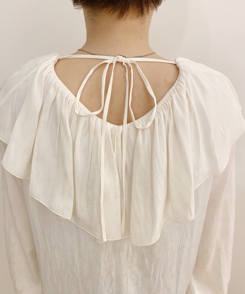 SHENERY（シーナリー）の「ジャガードフリルカラーブラウス（シャツ/ブラウス・レディース・ブラック/オフホワイト・FREE）」の11枚目の写真