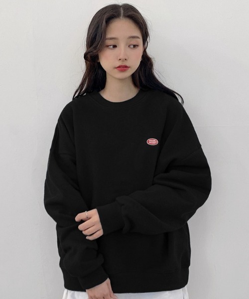 muahmuah(ムーアムーア)の「A'GEM/9 × .kom『muah muah/ムーアムーア』OVERFIT WAPPEN MTM/韓国ブランド オーバーフィット ワッペン MTM スウェットシャツ トレーナー(スウェット・レディース・ブラック/グレー/インディゴブルー/ベージュ/カーキ/アイボリー・FREE)」の8枚目の写真