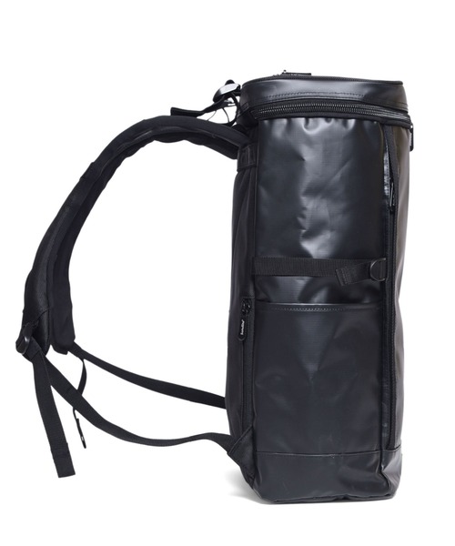 Satellite（サテライト）の「【2021モデル Satellite(サテライト)】" BOXXX " (ボックス) /STANNDARD LINE (ターポリン) 耐水圧：74000ml（バックパック/リュック・メンズ・ブラック/ブラック×ホワイト/ブラック×ブラック・FREE）」の4枚目の写真