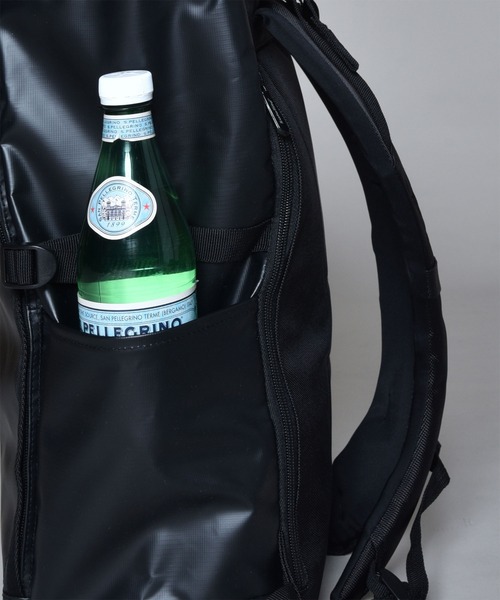 Satellite（サテライト）の「【2021モデル Satellite(サテライト)】" BOXXX " (ボックス) /STANNDARD LINE (ターポリン) 耐水圧：74000ml（バックパック/リュック・メンズ・ブラック/ブラック×ホワイト/ブラック×ブラック・FREE）」の13枚目の写真