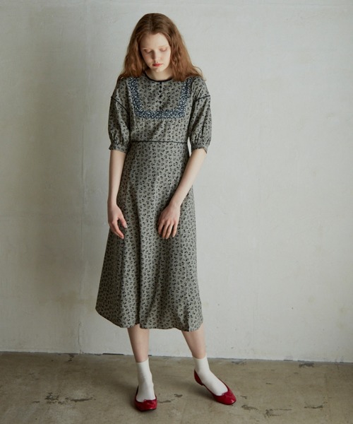 idem（イデム）の「flower × flower onepiece/フラワー×フラワーワンピース（ワンピース・レディース・ブルー/グリーン・FREE）」の3枚目の写真