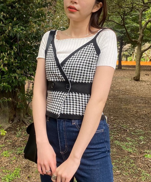 WEGO（ウィゴー）の「WEGO/ダブルボタン千鳥ビスチェ（タンクトップ・レディース・ブラック・FREE）」の7枚目の写真