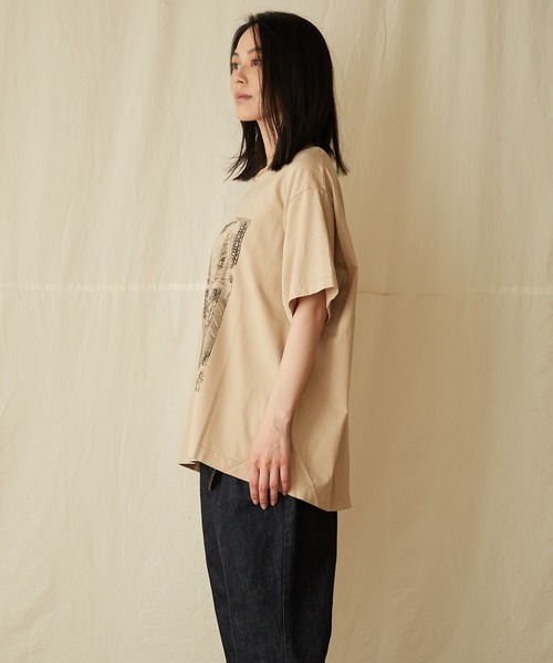 IKKUNA（イクナ）の「print T-shirt ii（Tシャツ/カットソー・レディース・ホワイト/ブラウン系その他2/ブラウン系その他・1）」の7枚目の写真