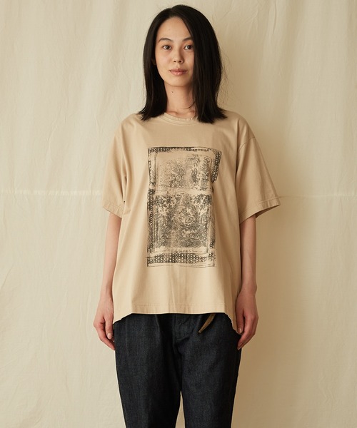 IKKUNA（イクナ）の「print T-shirt ii（Tシャツ/カットソー・レディース・ホワイト/ブラウン系その他2/ブラウン系その他・1）」の6枚目の写真