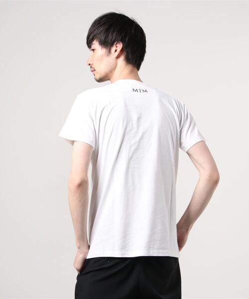 MESS THE MAN.(メスザマン)の「MESS THE MAN.(メス ザ マン)ICHIGO TEE イチゴTシャツ(Tシャツ/カットソー・メンズ・ブラック/ホワイト・LARGE/MEDIUM/X-LARGE)」の4枚目の写真