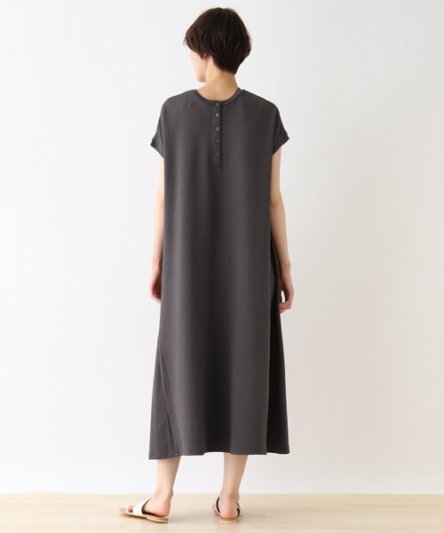 DRESKIP(ドレスキップ)の「◆バックヘンリ-ロングワンピース(ワンピース・レディース・カーキ/アイボリー/グレー系その他・02/03/04)」の8枚目の写真