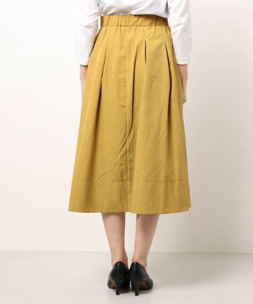 Te chichi（テチチ）の「麻調タックフレアスカート（スカート・レディース・イエロー/カーキ/ネイビー・SMALL/MEDIUM）」の4枚目の写真