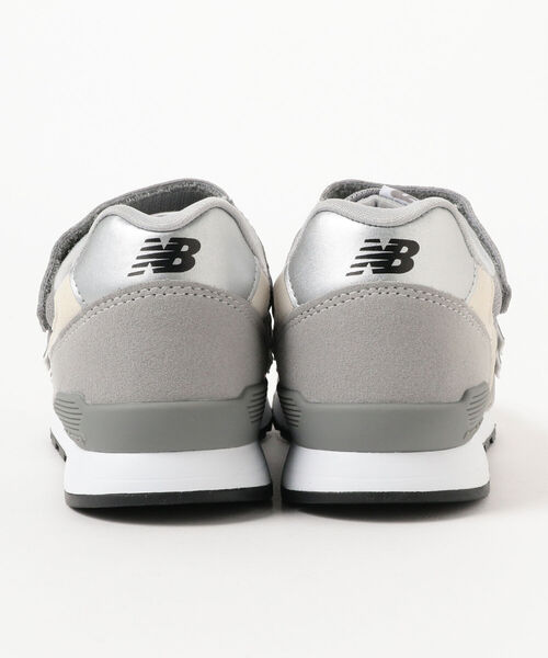 B:MING by BEAMS（ビーミングバイビームス）の「NEW BALANCE / 996 YOUTH（17～24cm）（スニーカー・キッズ・グレー/ネイビー・18/20/19/22/23/24/21/17）」の7枚目の写真