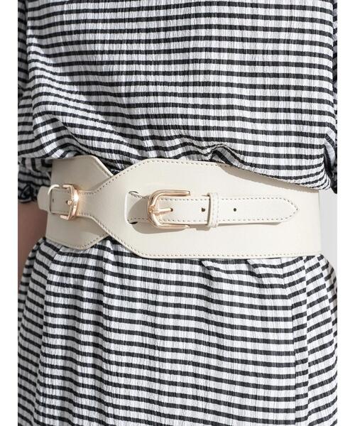 earth music&ecology（アースミュージックアンドエコロジー）の「ダブルバックルワイドベルト ＊（ベルト・レディース・ブラック/アイボリー・FREE）」の16枚目の写真