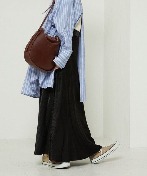 FREAK'S STORE（フリークスストア）の「サテンフレアスカート（スカート・レディース・サックスブルー/レモンイエロー/ブラック・ﾌﾘ-）」の2枚目の写真