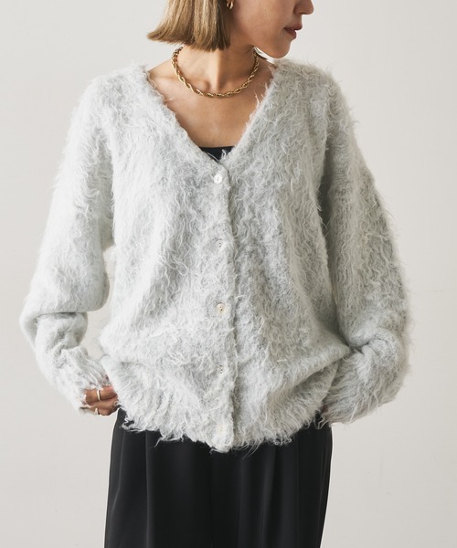 Omekashi(オメカシ)の「シャギーVカーディガン(カーディガン/ボレロ・レディース・ライトグレー/パープル/オレンジ・FREE)」の2枚目の写真