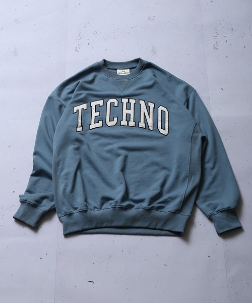 ISNESS MUSIC TECHNO スウェット グレー カレッジロゴ is-ness (イズネス) ISNESS MUSIC TECHNO SWEAT01 / イズネス
