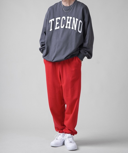 SPINNS(スピンズ)の「【ビッグシルエット】TECHNOカレッジロゴスウェット(スウェット・メンズ・グリーン/ダークブルー/ロイヤルブルー/アッシュグレー/スミクロ/ダークグリーン・ONESIZE)」の18枚目の写真