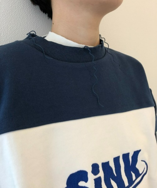 SINK kotohayokozawa（シンク コトハヨコザワ）の「BLOCK COLOR  LOGO SWEAT（スウェット・レディース・ベージュ/ネイビー/グレー・M/L）」の14枚目の写真