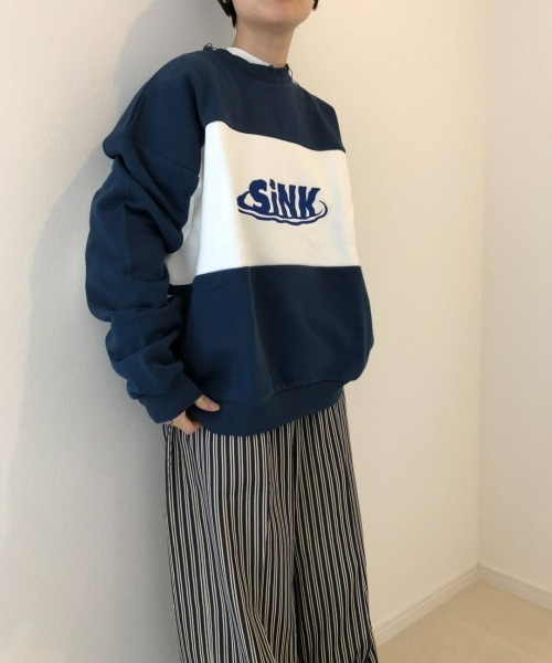 SINK kotohayokozawa（シンク コトハヨコザワ）の「BLOCK COLOR  LOGO SWEAT（スウェット・レディース・ベージュ/ネイビー/グレー・M/L）」の13枚目の写真