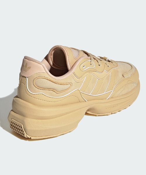 adidas（アディダス）の「Zentic / アディダスオリジナルス（スニーカー・レディース・ベージュ/オフホワイト・22.5cm/23.5cm/24.5cm/25.5cm/26.5cm/23.0cm/24.0cm/25.0cm/26.0cm/22.0cm）」の5枚目の写真