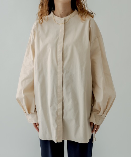 mystic(ミスティック)の「バンドカラー袖タックデザインシャツ(シャツ/ブラウス・レディース・ブラック/ベージュ/オフホワイト・FREE)」の13枚目の写真