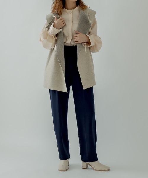 mystic(ミスティック)の「バンドカラー袖タックデザインシャツ(シャツ/ブラウス・レディース・ブラック/ベージュ/オフホワイト・FREE)」の14枚目の写真