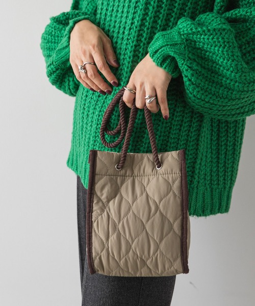 rectangle（レクタングル）の「キルティングショルダーバック（ショルダーバッグ・レディース・ブラック/カーキ/アイボリー/ベージュ・FREE）」の4枚目の写真