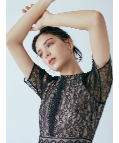 LAGUNAMOON（ラグナムーン）の「LADYショルダーギャザーレースマキシワンピース（ドレス・レディース・ブラック/モカ・MEDIUM/SMALL）」の4枚目の写真