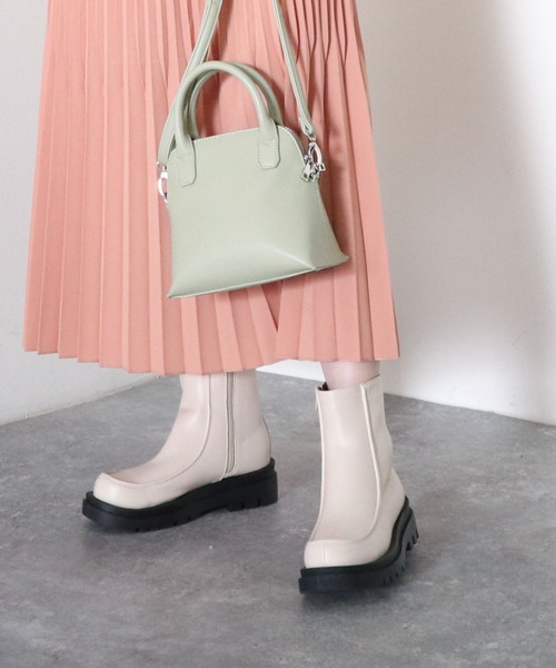 archives（アルシーヴ）の「厚底モカブーツ（ブーツ・レディース・ブラック/アイボリー・MEDIUM/LARGE）」の7枚目の写真