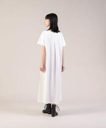 To b. by agnes b.（トゥービーバイアニエスベー）の「WR26 ROBE