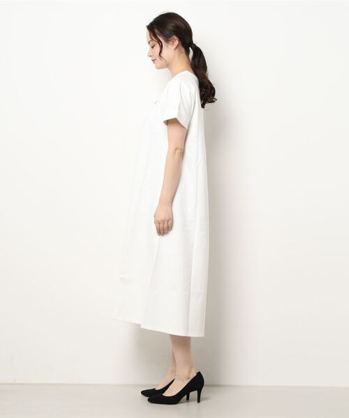 To b. by agnes b.（トゥービーバイアニエスベー）の「WR26 ROBE