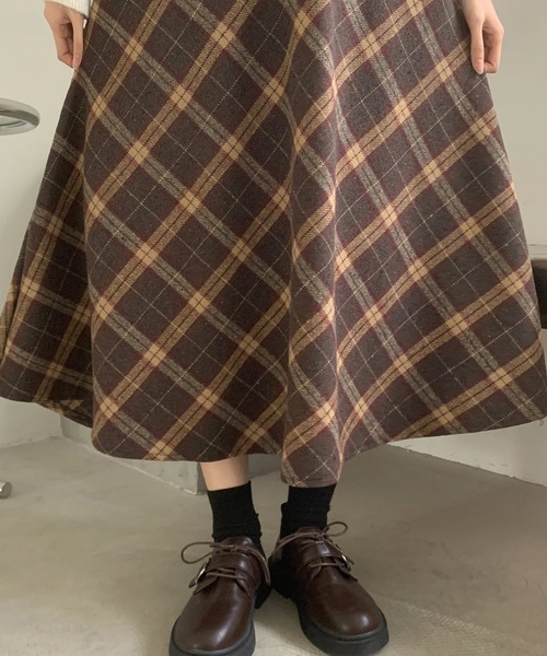 DAY CLOSET（デイ クローゼット）の「レディース 秋冬チェック柄フレアスカート（スカート・レディース・ブラウン・ONE SIZE）」の6枚目の写真
