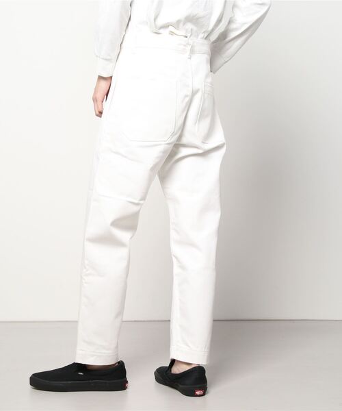 STUDIO NICHOLSON(スタジオニコルソン)の「スタジオニコルソン STUDIO NICHOLSON / BILL SELVEDGE DENIM FLAT FRONT TAPERED DENIM(その他パンツ・メンズ・ホワイト・SMALL)」の3枚目の写真
