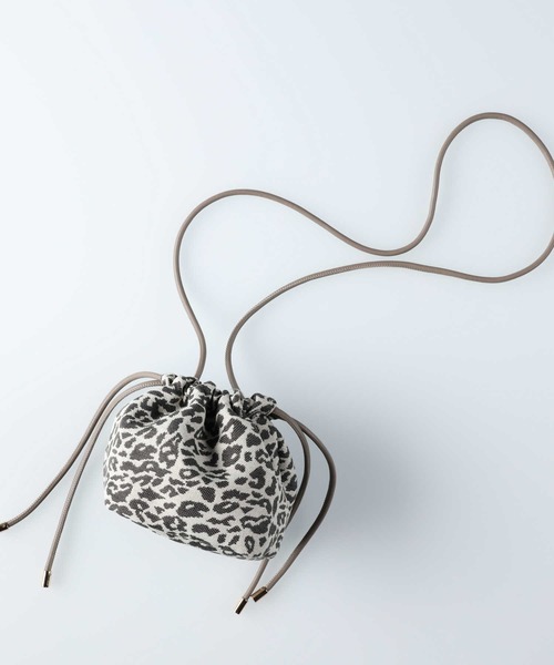 HONEYSUCKLE ROSE（ハニーサックルローズ）の「【HONEYSUCKLE ROSE】ＪＱアニマルショルダー（ショルダーバッグ・レディース・ベージュ/グレー・ONE SIZE）」の2枚目の写真